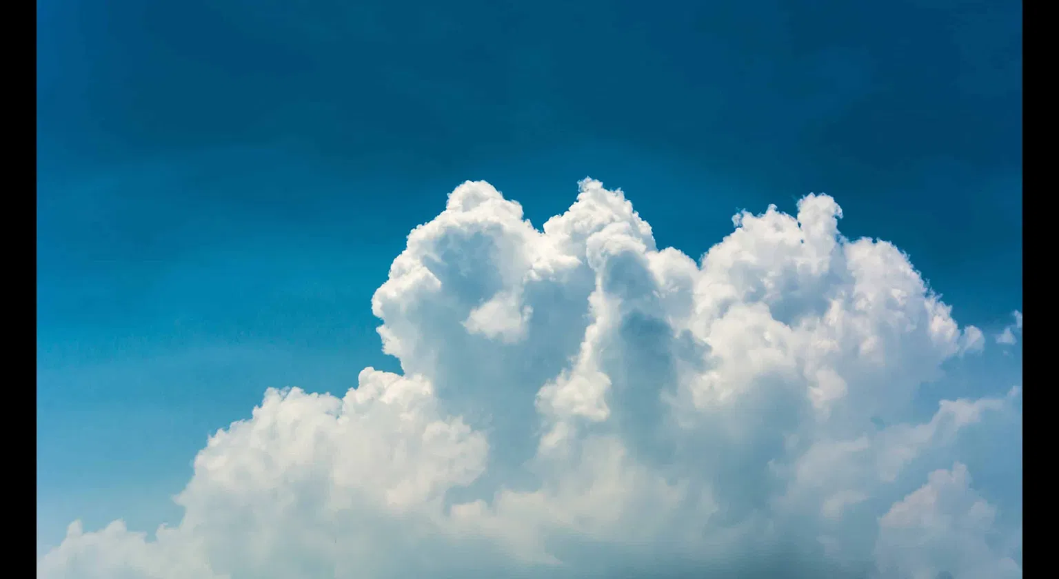 Server vs. Serverless: A Performance Test image